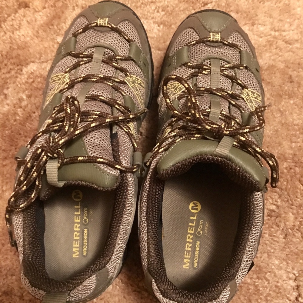 Women shoes